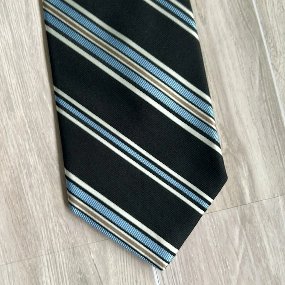 Nautica Striped Black and Blue Men's Silk Tie